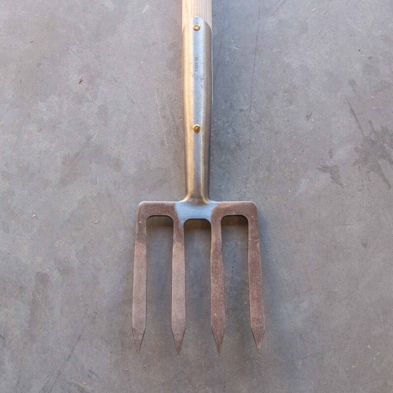Tools for working the soil - Garden spade fork